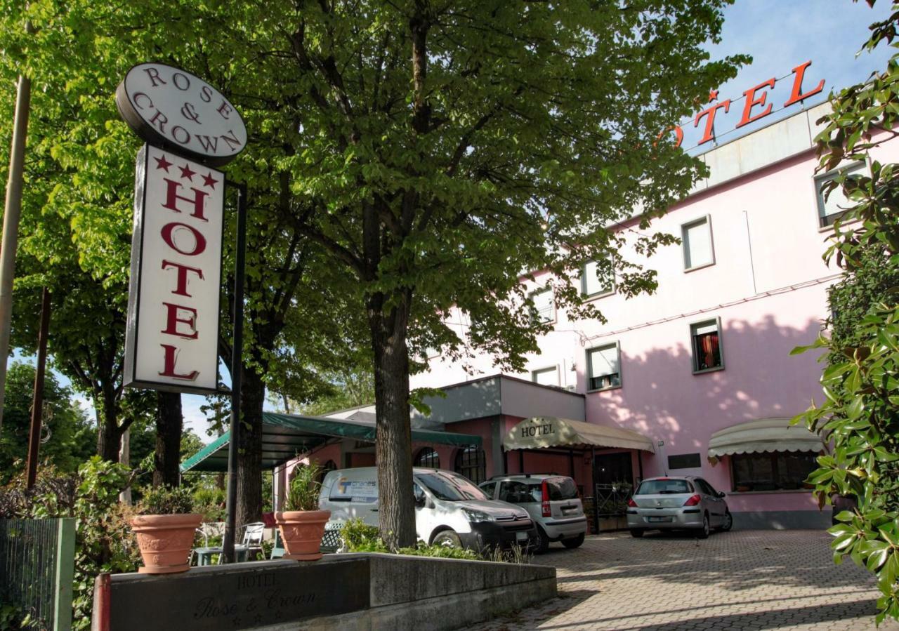 Hotel Rose&Crown Корреджо Екстер'єр фото