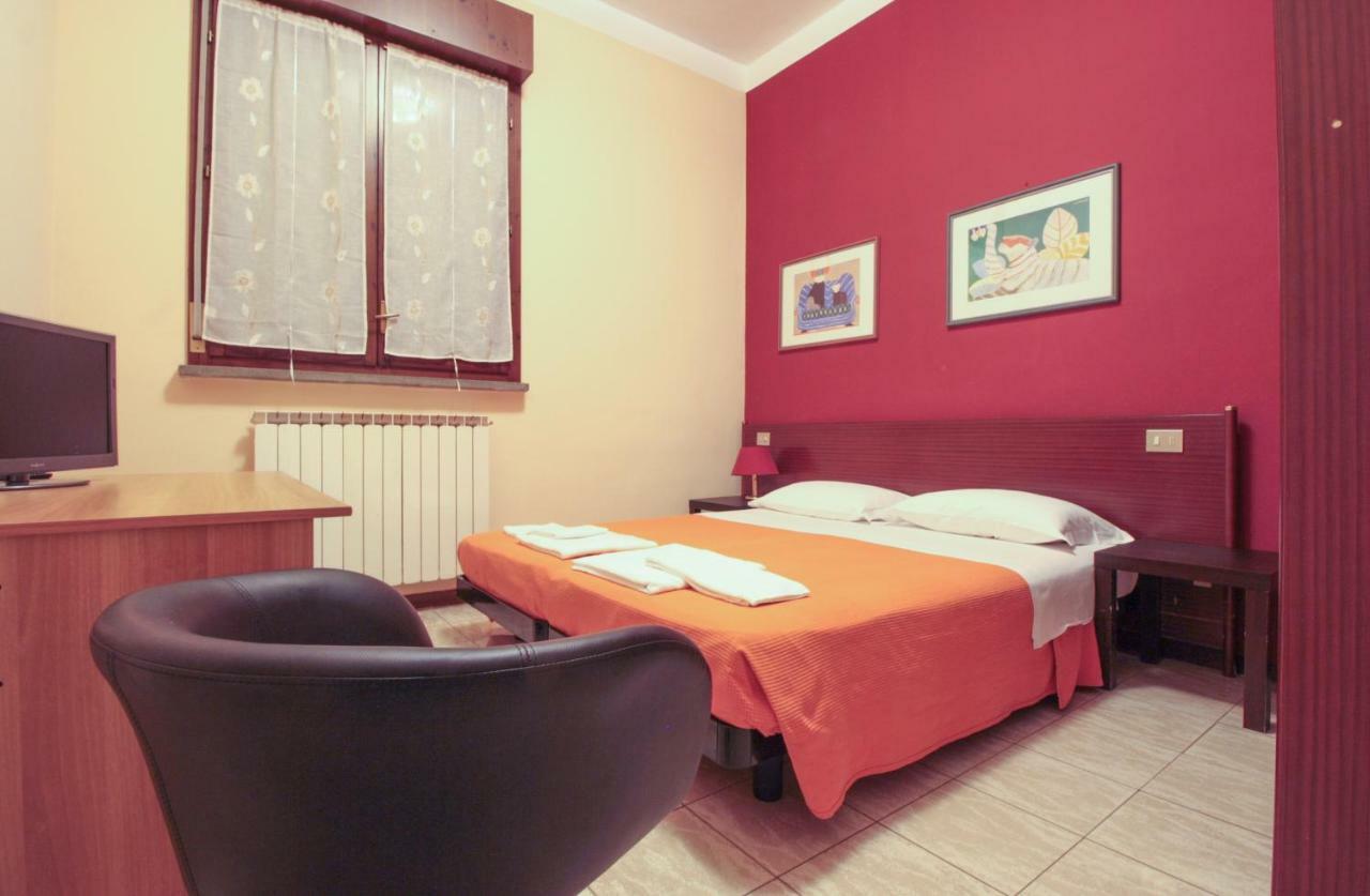 Hotel Rose&Crown Корреджо Екстер'єр фото
