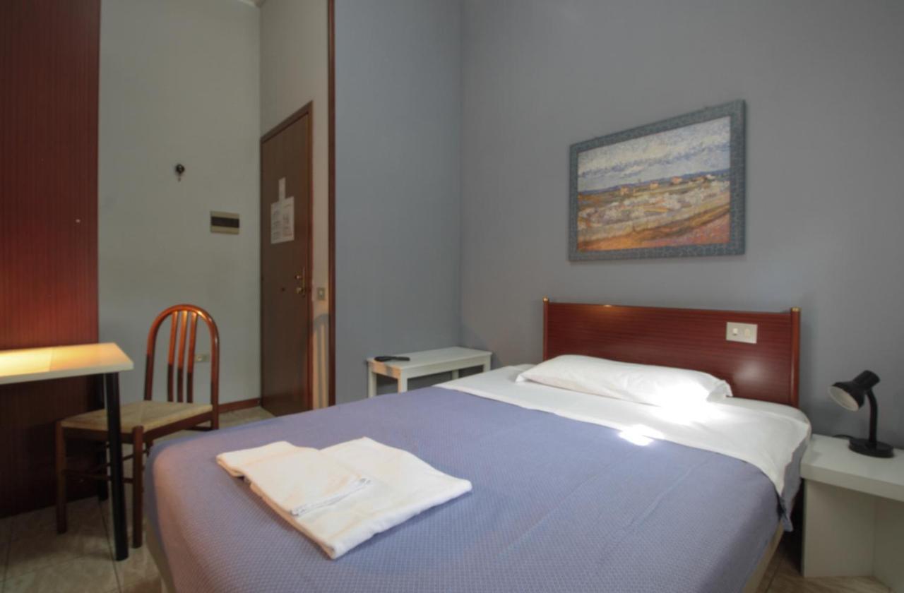 Hotel Rose&Crown Корреджо Екстер'єр фото